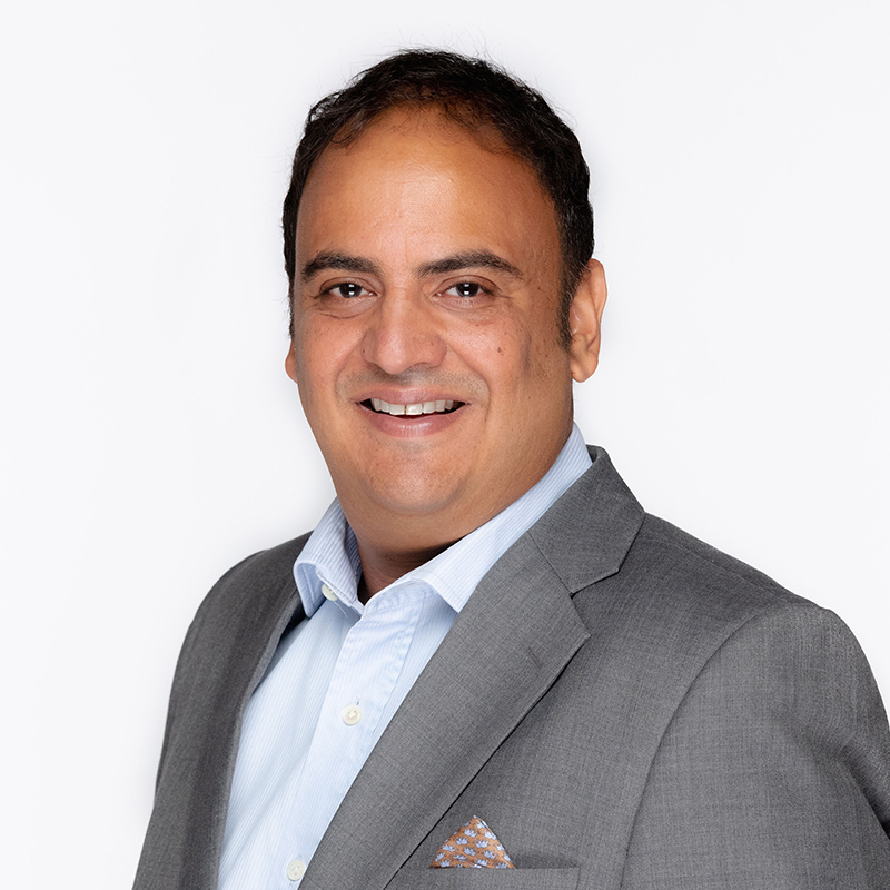 Ash Rajendra Headshot 2021